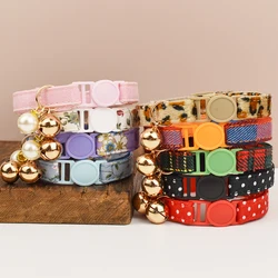 Collar ajustable con lazo para gatos - seguro, cómodo y elegante