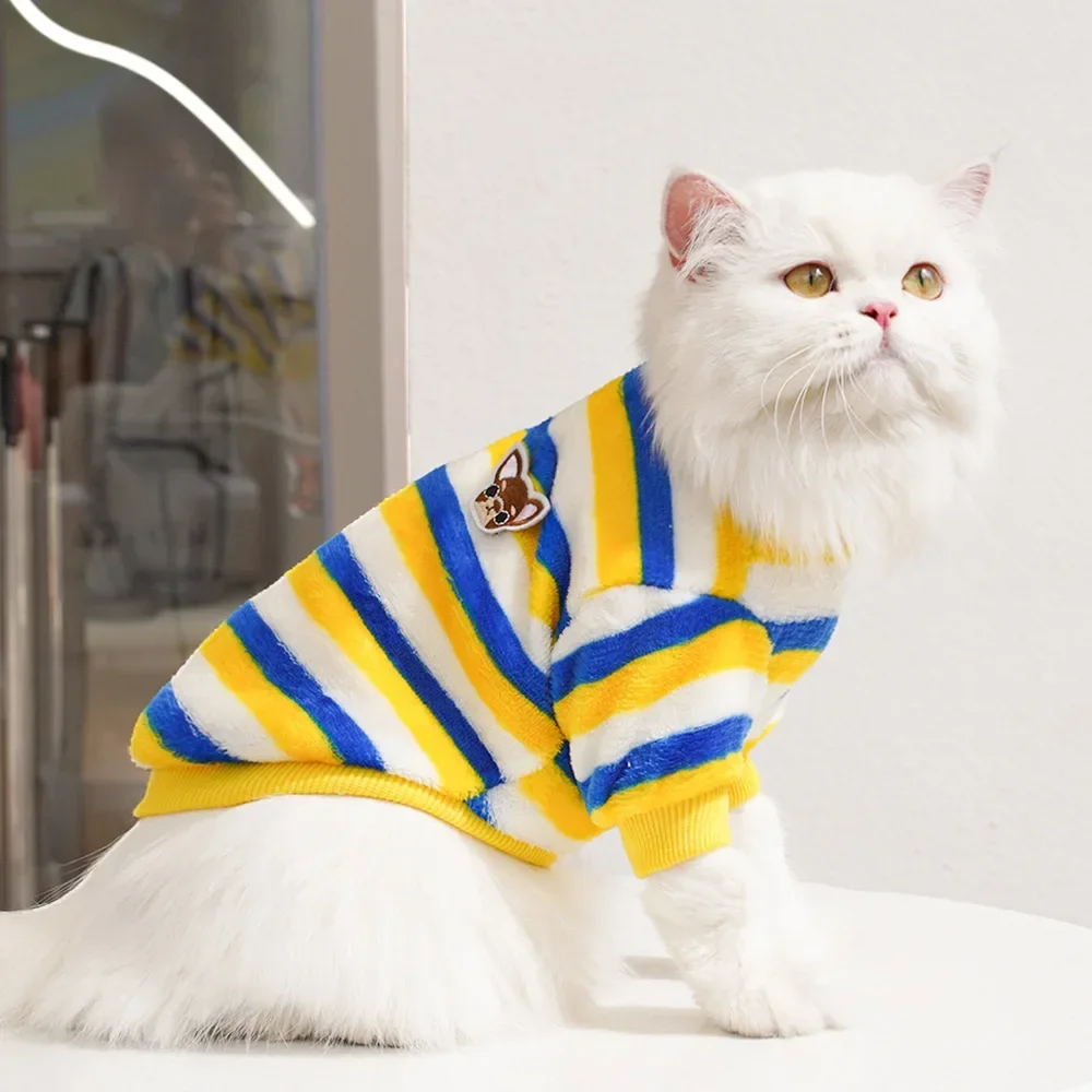 Ropa de invierno gruesa bordada para perros pequeños, medianos y gatos - imagen 2