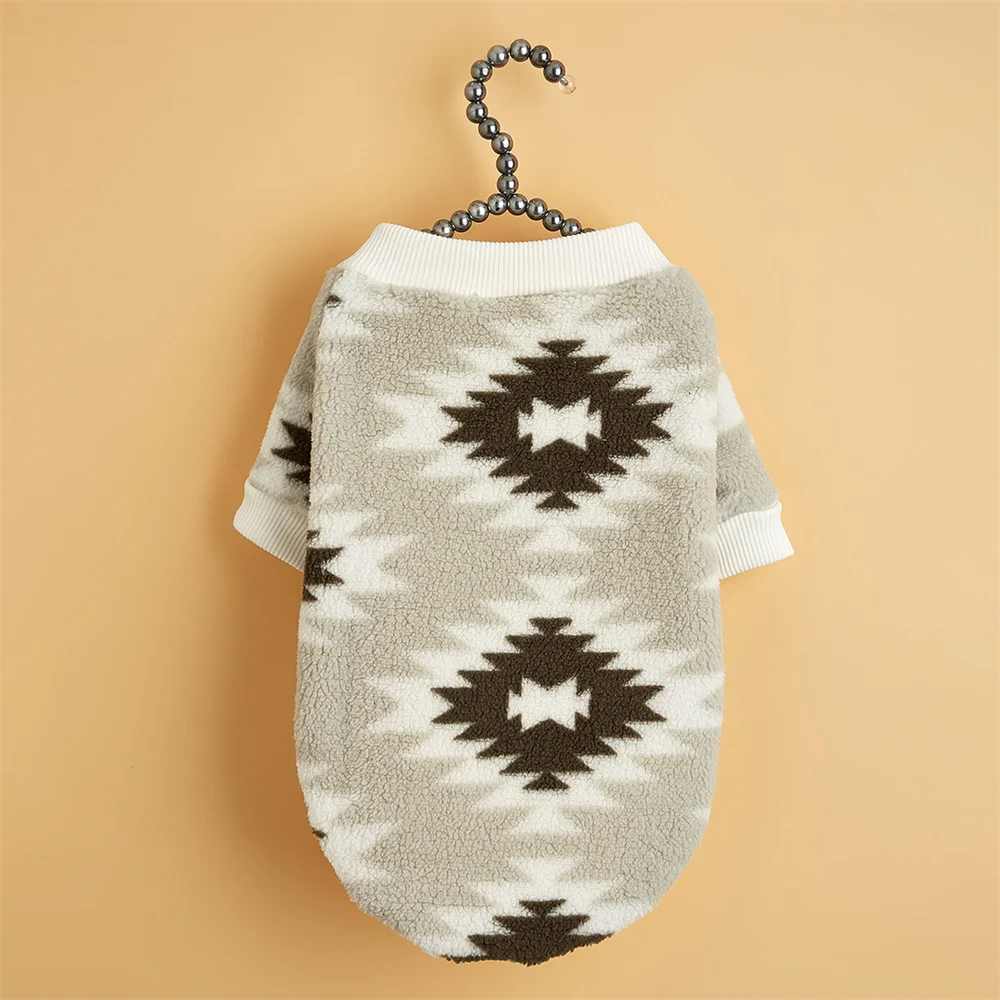 Ropa cálida para perros, patrón de tótem creativo, suéteres de felpa suaves para invierno, ropa para mascotas, Teddy, Chihuahua, Yorkies, suministros para mascotas 2024 - imagen 3
