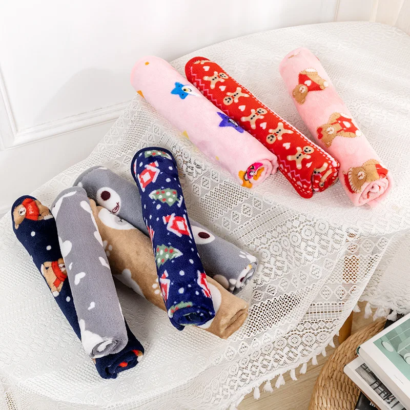 Manta para mascotas, manta fina de felpa para dormir para perros y gatos, manta cálida y transpirable para gatos, suministros para perros, traje para invierno - imagen 4
