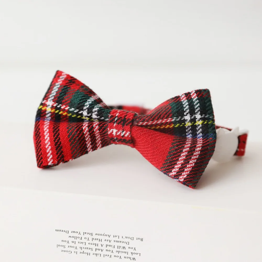 Collar ajustable con pajarita, cascabel para gatos y perros - imagen 4