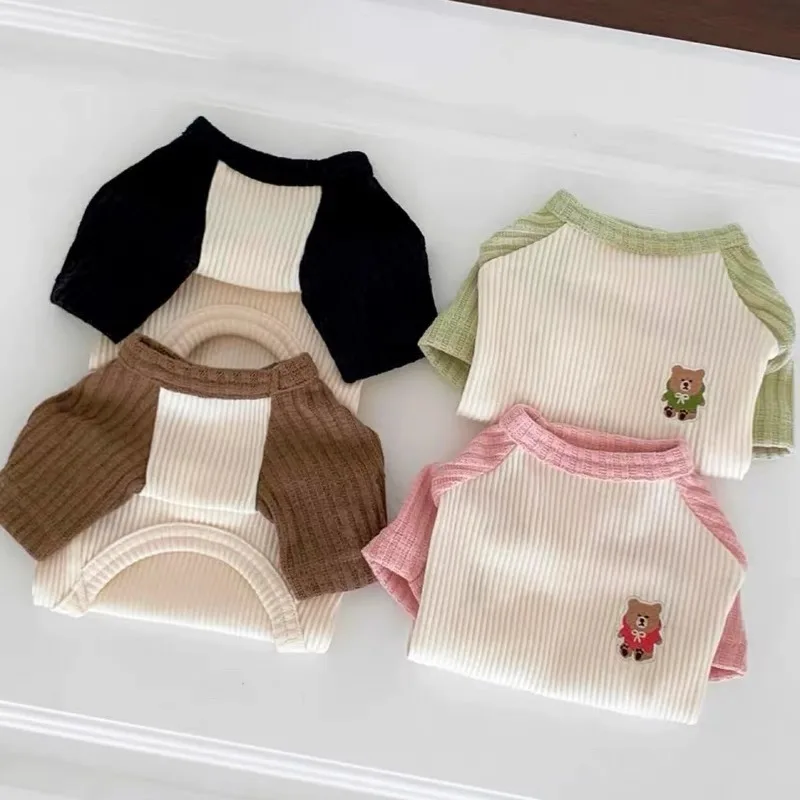 Ropa bonita de estilo europeo para mascotas, camisa de fondo de punto de peluche, chaleco de manga con parche de Pomerania, jersey cálido de invierno Yorkshire - imagen 3