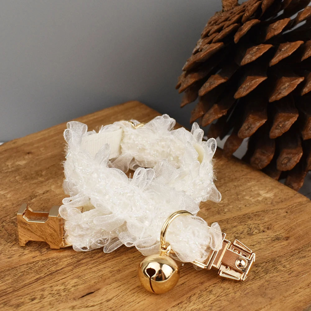 Collar de encaje para gatos, Collar personalizado de seguridad ajustable para mascotas, nombre personalizado, suave con campana, Collar para mascotas para gatos y perros pequeños - imagen 3