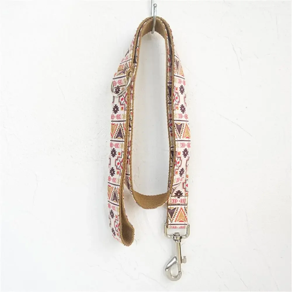 Collar personalizado para mascotas, correa de plomo con placa de identificación, ajustable, color marrón, traje étnico nacional a cuadros para gato y perro - imagen 3