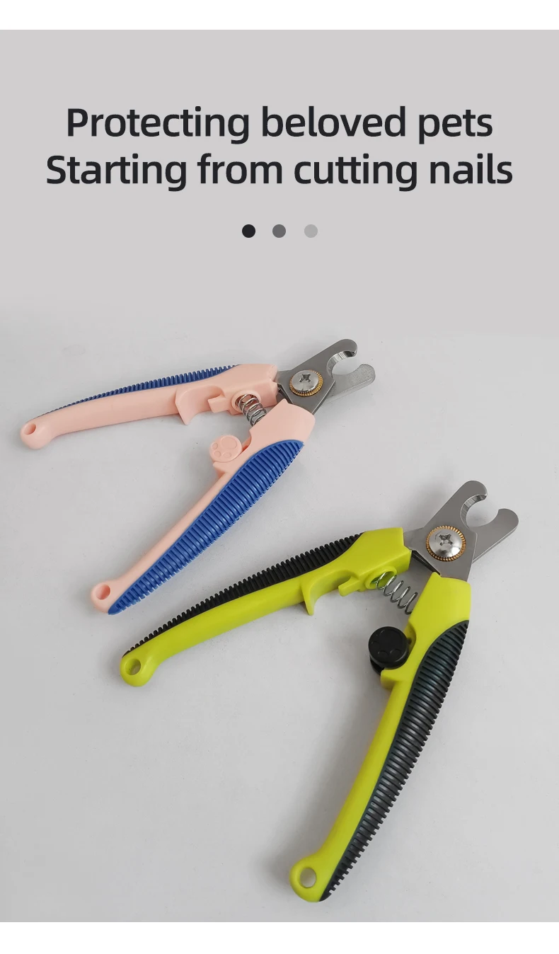 Cuchillo limador integrado en las tijeras