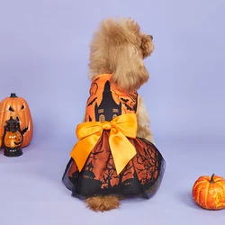 Vestido para perro mini estampado bosque oscuro y castillo con lazo