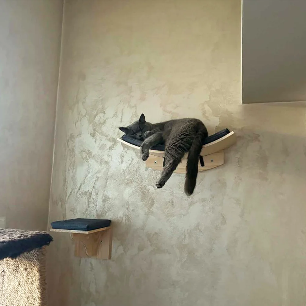 Plataforma suave de fieltro para gatos con montaje en pared
