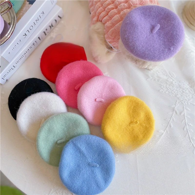 INS Color sólido auriculares para mascotas pintor sombrero de lana perro gato boina Mini decoración foto tocado perro cumpleaños accesorios para mascotas