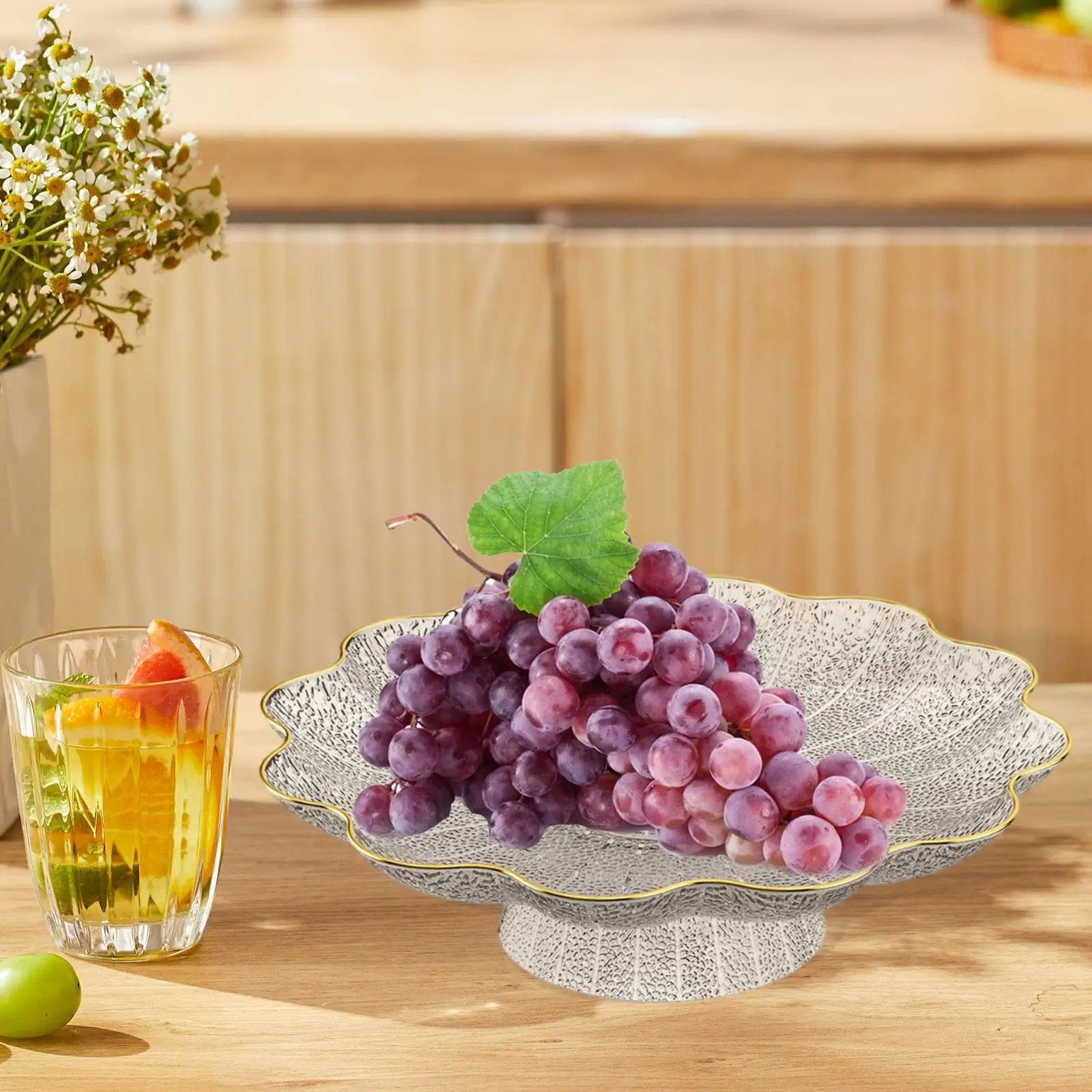 Footed Fruit Bowl Food Dish Practical Large Centerpieces Aesthetic Fruit Basket Snack Candy Serving Tray for Candy Snacks Nut