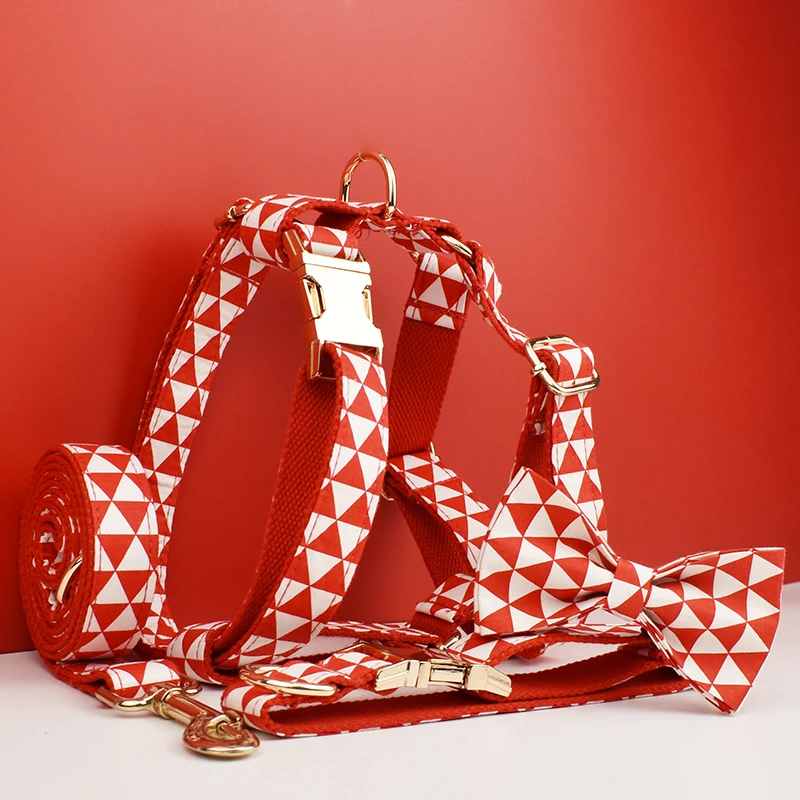 Collar personalizado para perro – Triangular de algodón rojo
