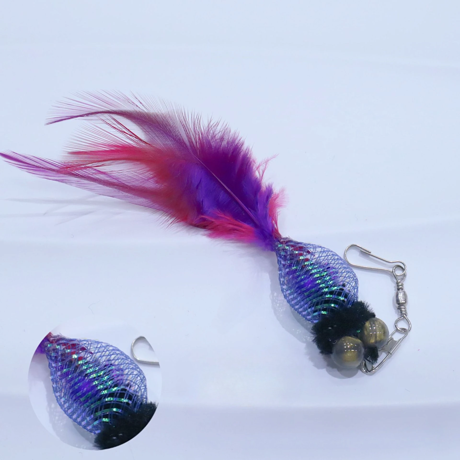 2 uds estilo aleatorio simulación colorida pez dorado insecto gato Teaser palo cabezas pluma mascota juguete - imagen 3