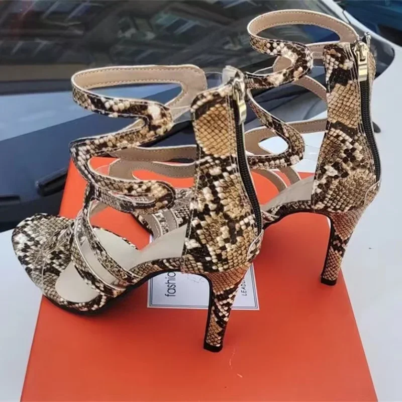 Sandalias de tacón alto con estampado de piel de serpiente, zapatos de boca de pescado, tacón Delgado, moda grande, novedad de verano 2023 - imagen 5