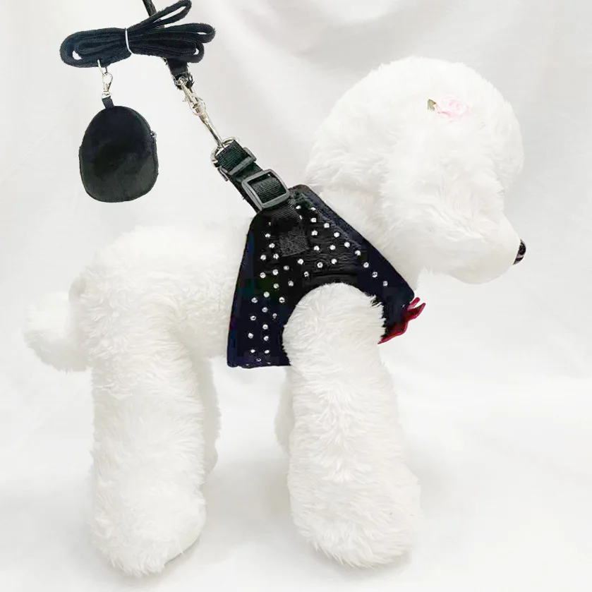 Conjunto de correa de arnés para perro, chaleco con pajarita, decoración de diamantes pequeños, arnés suave para perros pequeños y medianos - imagen 4