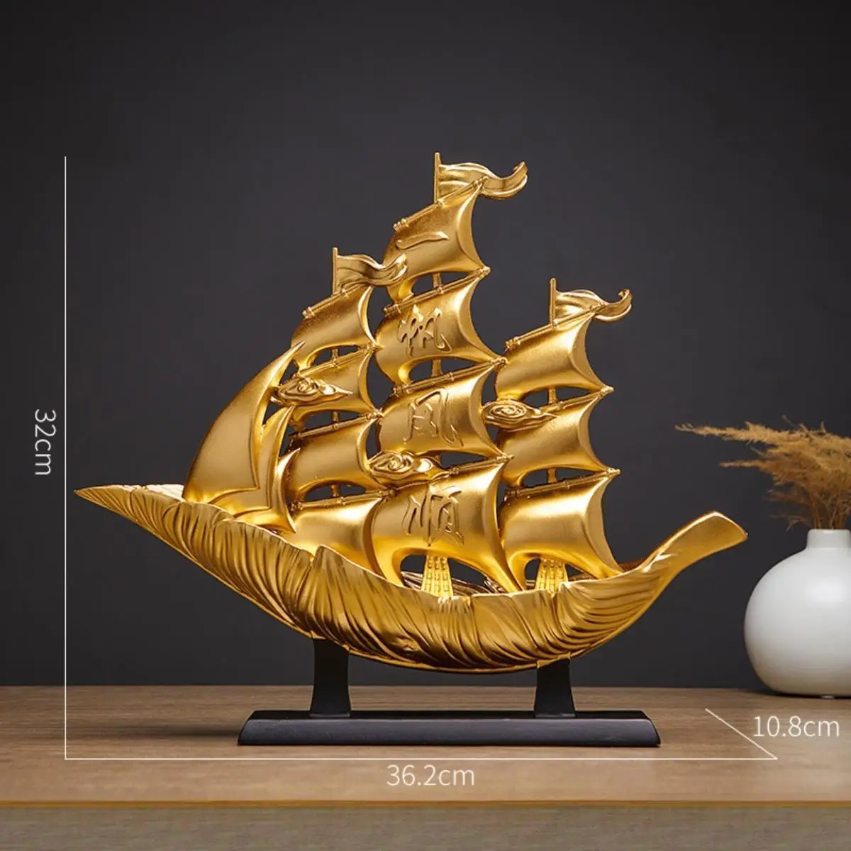 Sailing Boat Decor Artwork Bookshelf Anniversary Gift Sculpture Table Centerpiece Collectible Crafts Ornament Ship Model Decor