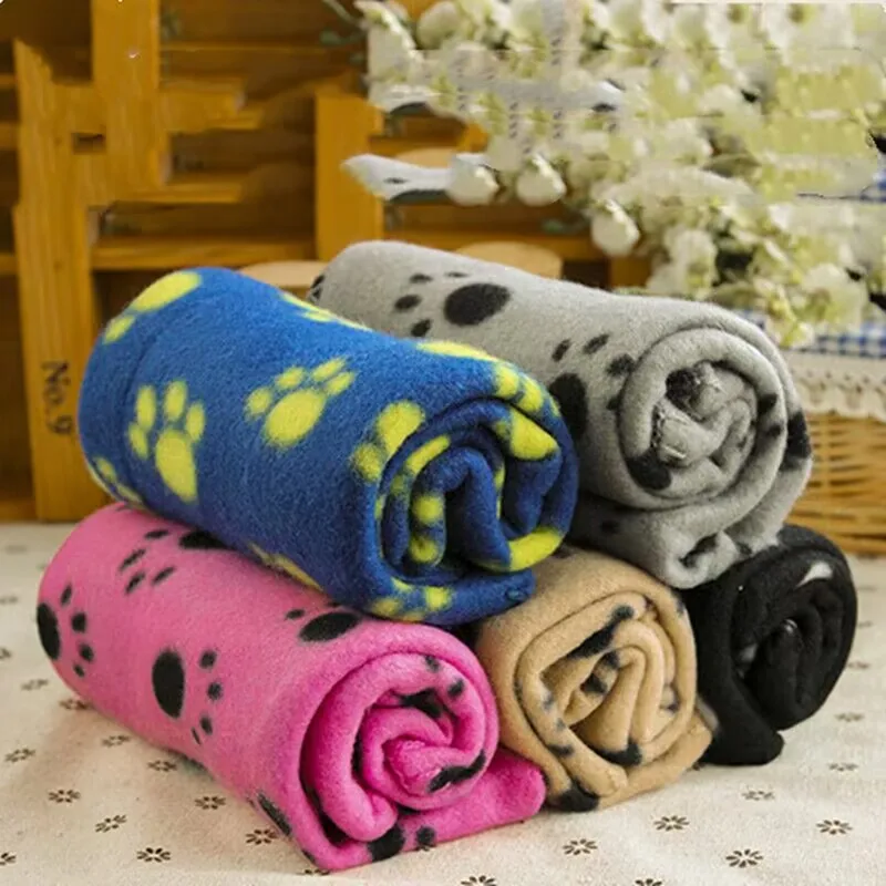 Alfombra bonita para mascotas, Toalla de baño para perros, manta de cama de franela suave y cálida para perros, gatos, cachorros, cubierta para dormir, suministros para mascotas - imagen 2