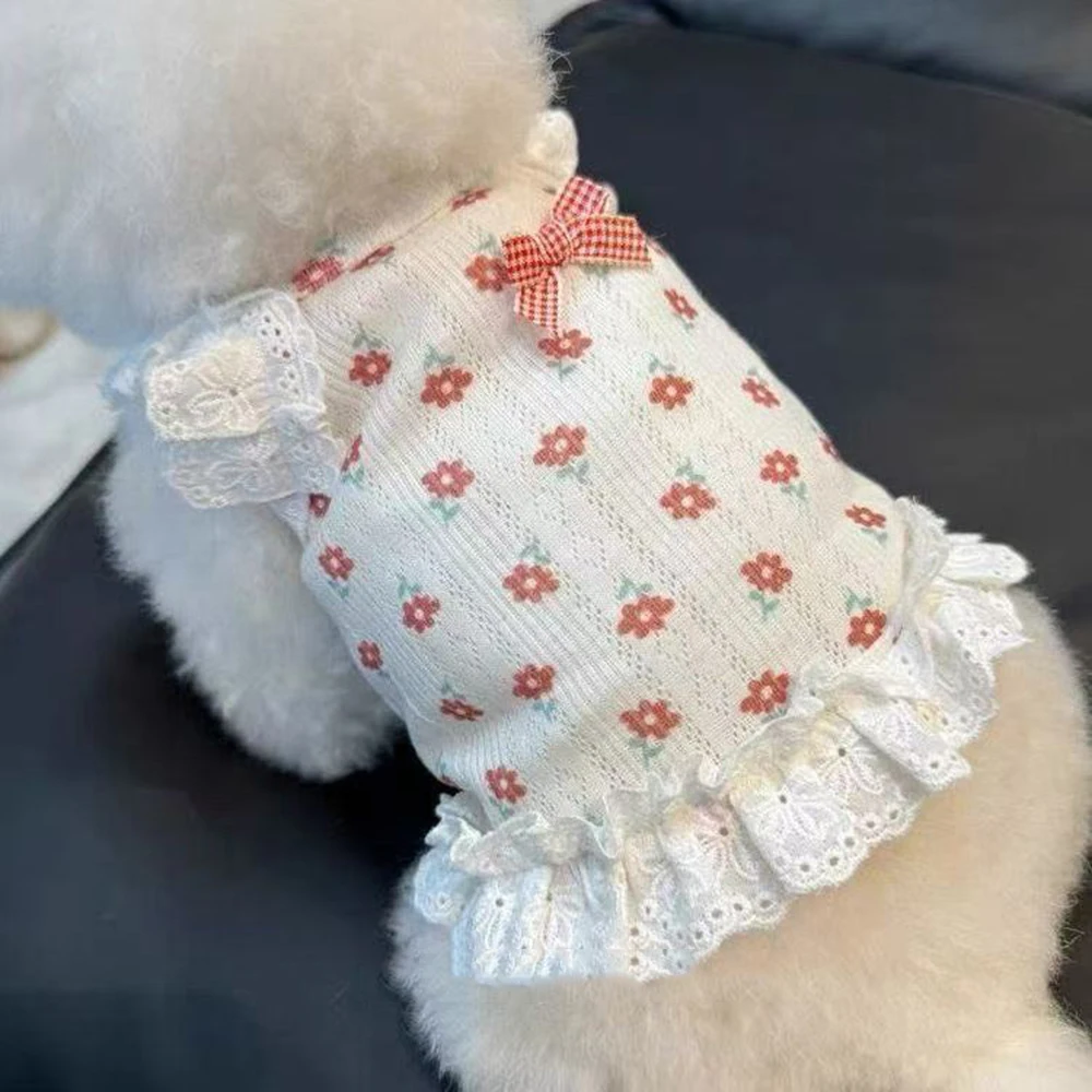 Ropa para perros pequeños y gatos: falda de encaje transpirable - imagen 2