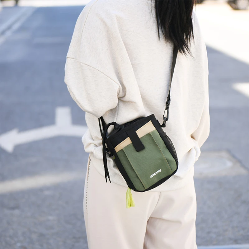 Bolsa portátil para entrenamiento de perros, riñonera de gran capacidad para recompensa de mascotas, bolsa multifuncional para aperitivos para cachorros con dispensador de bolsas de basura - imagen 2