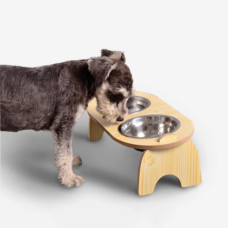 Estante de cuencos dobles de madera para mascotas, comedero para gatos de 15 ° que protege la columna Cervical, dispensador de agua multifunción para perros - imagen 3