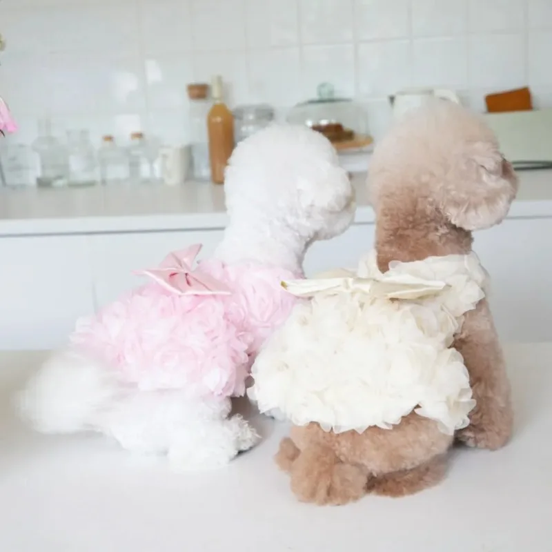 Vestido de flores 3D para perro, ropa con lazo bonito para mascota, falda para gato, accesorios para mascota, ropa para cachorro de peluche - imagen 2