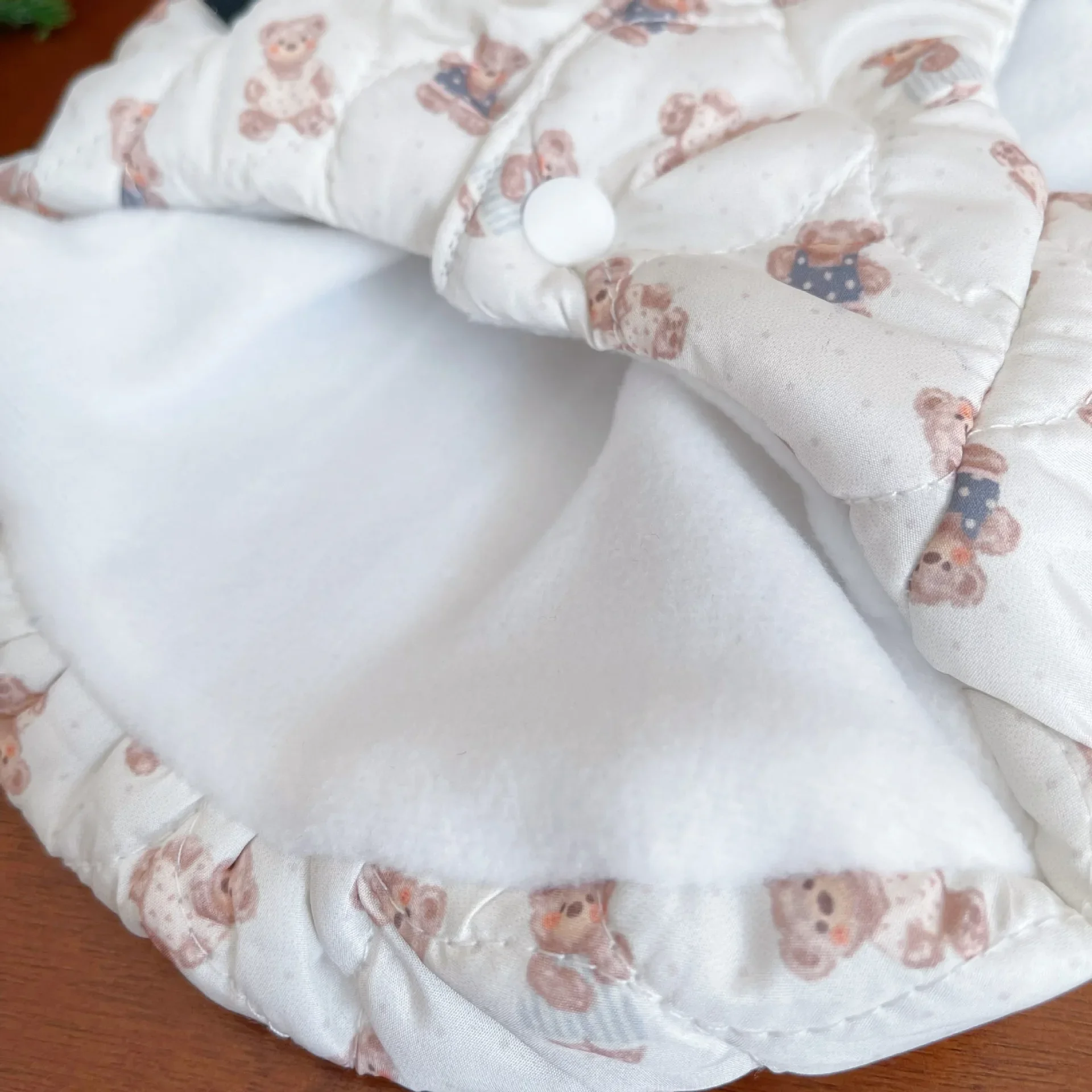 Ropa para perros con cuello alto para perros pequeños, abrigo, Parkas, bonito oso de peluche cálido de invierno, acolchado, peludo, se puede tirar, chaleco para cachorros - imagen 4