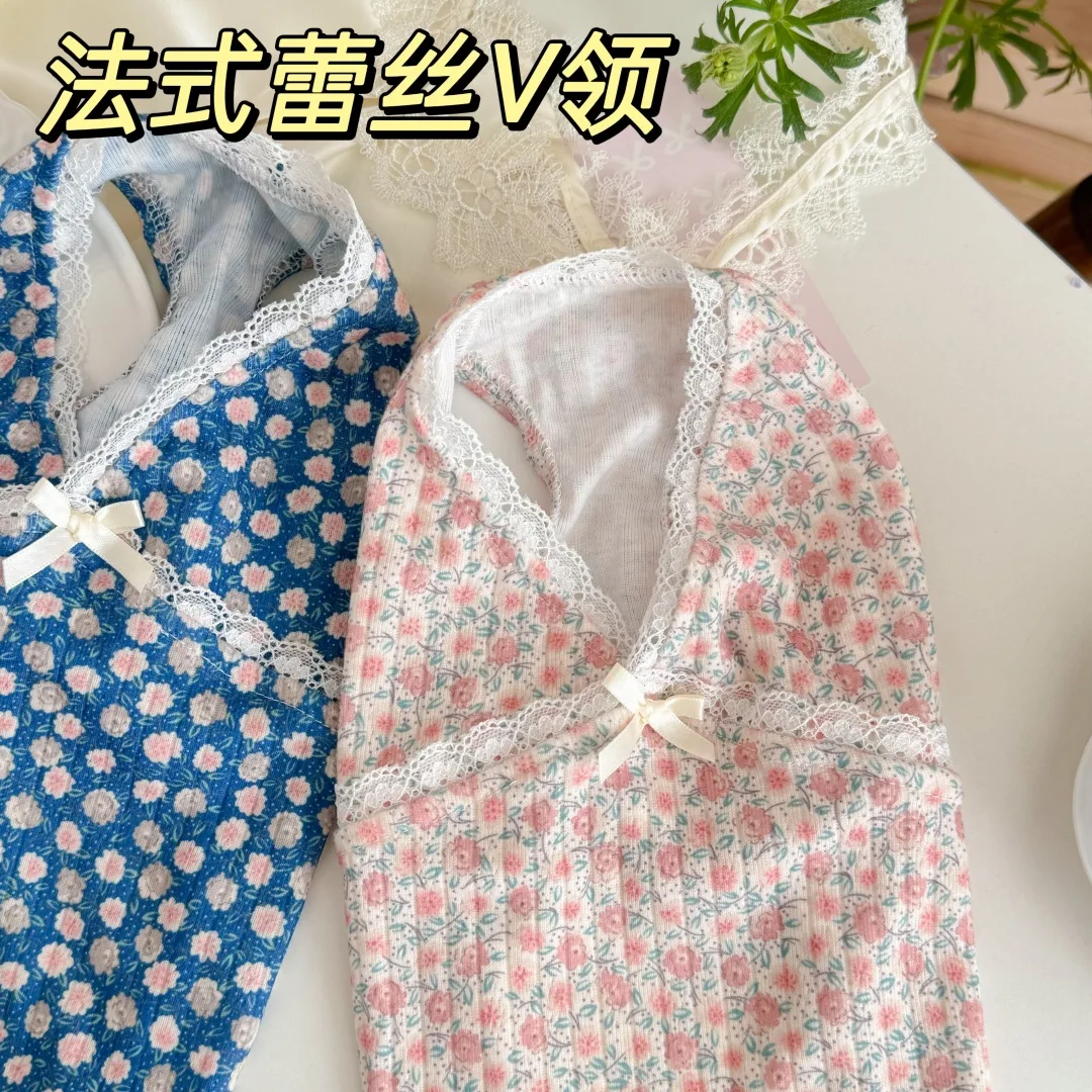 Chaleco Floral de encaje con cuello en V para mascotas, pijamas para perros pequeños y gatos, ropa para el hogar para primavera y otoño, ropa para cachorros pequeños