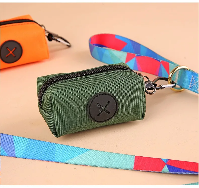Dispensador de bolsas para cacas caninas mosquetón lona - imagen 5