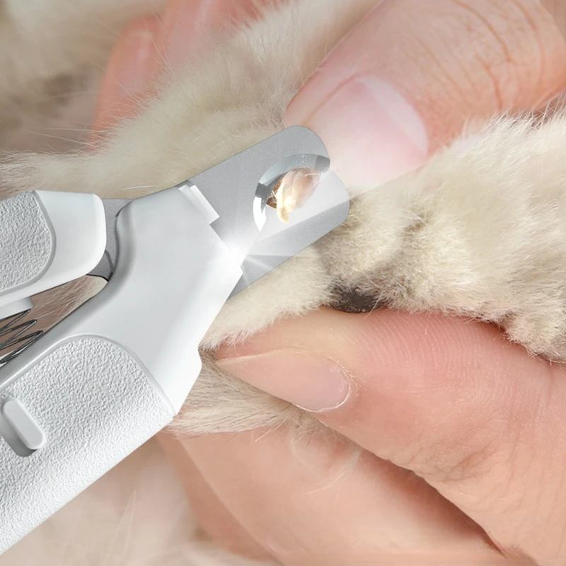 Cortaúñas profesional para mascotas con luz Led, tijeras de aseo para perros, gatos, animales pequeños, recortador de uñas para patas, suministro para mascotas - imagen 5