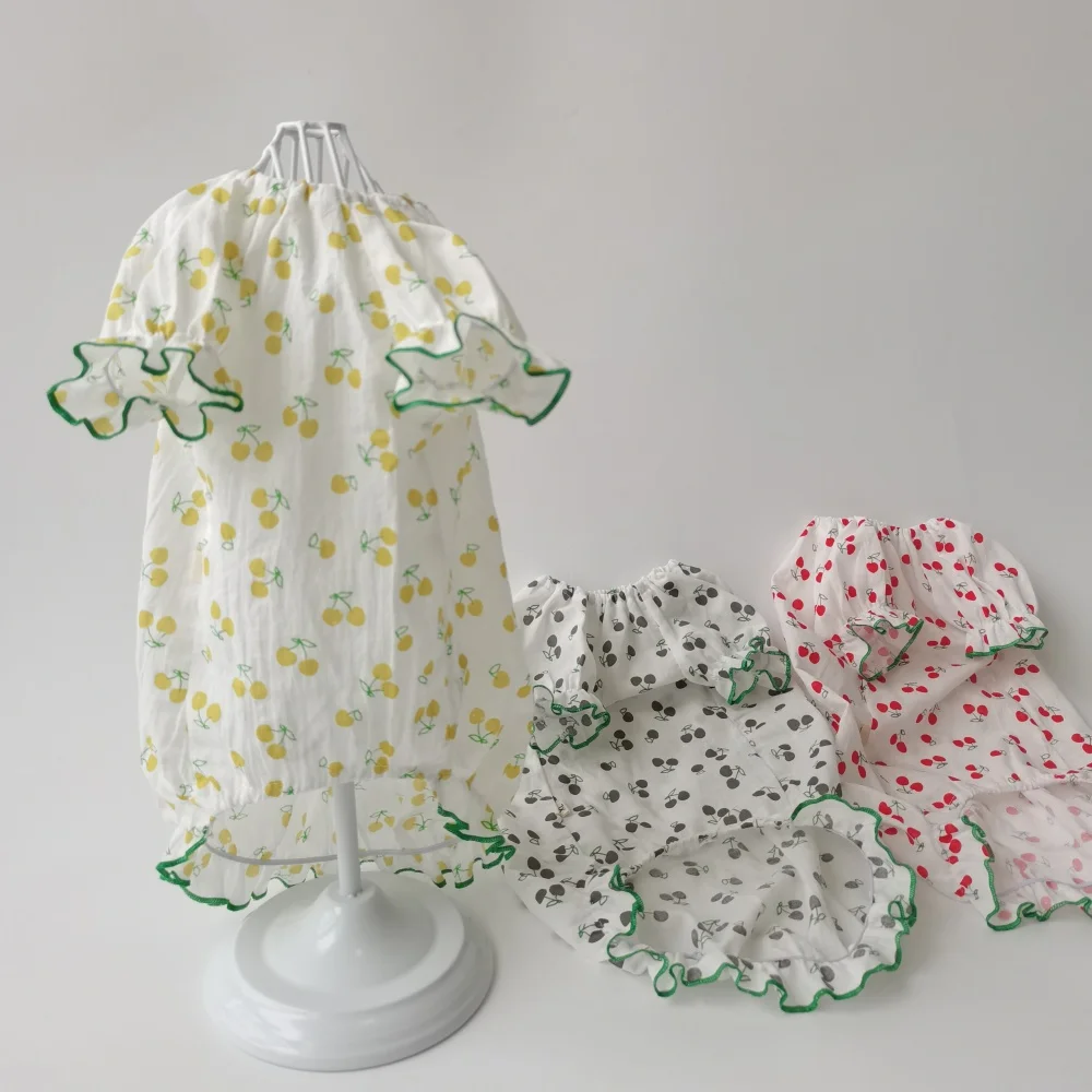 Vestido de verano para gata hembra con estampado de cereza y piña, falda de algodón transpirable con bordes en contraste, hecho a medida para gatos Sphynx sin pelo.