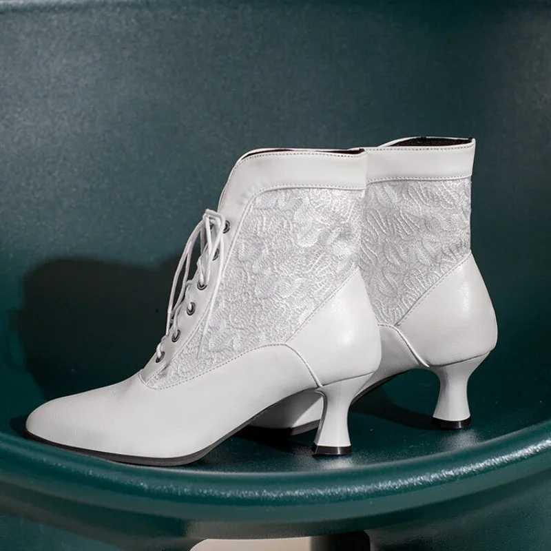 Botines victorianos de cuero con cordones para mujer, zapatos de tacón alto empalmados, a la moda, 46
