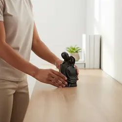 Escultura decorativa minimalista de pareja en resina para dormitorio