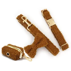 Juego collar y arnés de peluche para perros – 5 piezas