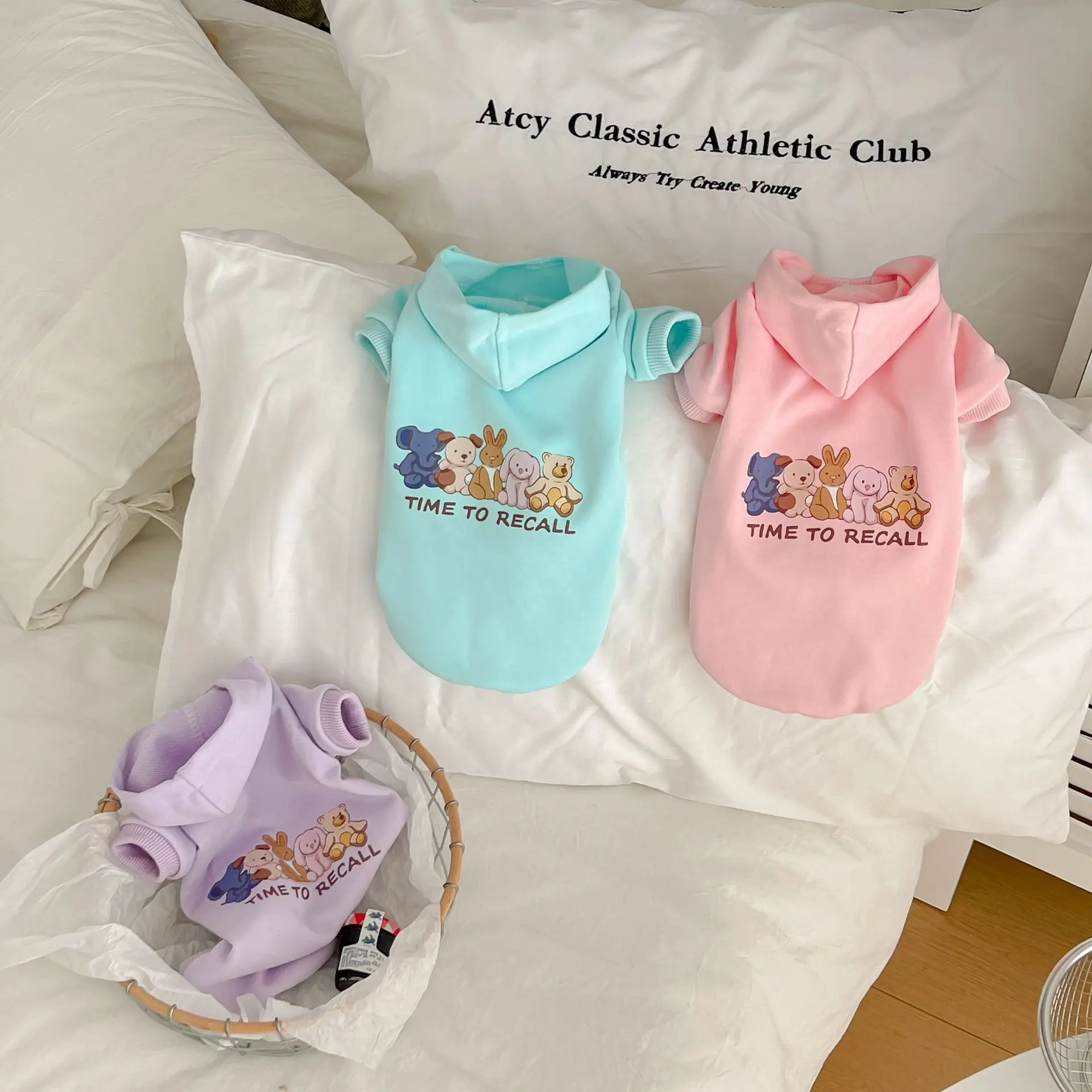 Sudadera con capucha para mascotas, camisa Base de color caramelo, sudadera de manga larga con estampado de dibujos animados, jersey para perros de otoño e invierno - imagen 4