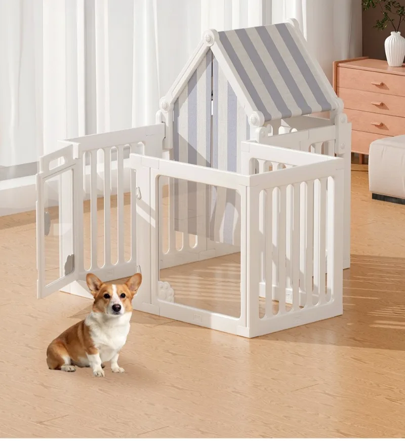 Corral mascotas con casa en sala