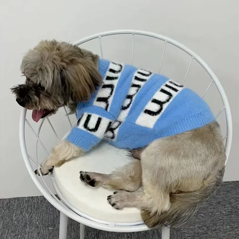 Otoño e Invierno cálido perro gato suéter de moda pequeño y mediano Teddy Corgi ropa azul y blanca - imagen 3