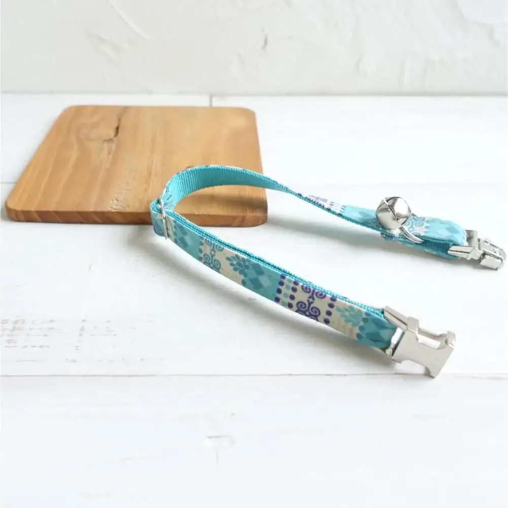 Collar de gato personalizado, nombre de identificación personalizado, contactos, hebilla de metal, collares de gato bohemios azules ajustables con campana - imagen 2