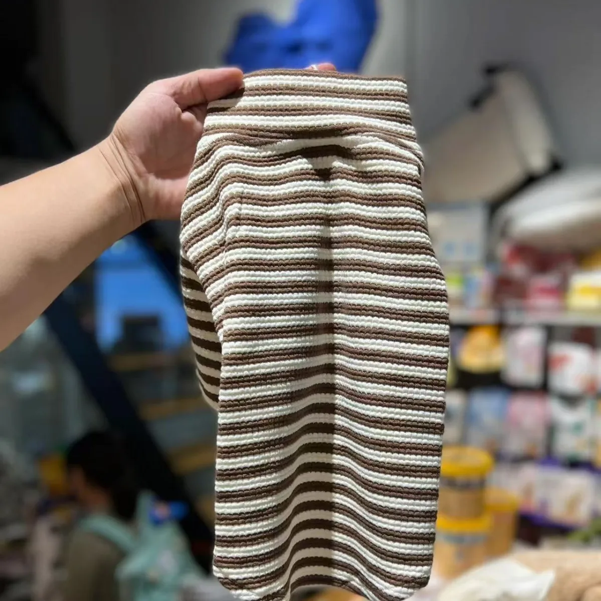 Camisa inferior de cuello alto para otoño/invierno para mascotas, abrigo de dos piernas para gatos, Sudadera con capucha de cuello alto a rayas, ropa para perros pequeños y cachorros - imagen 2