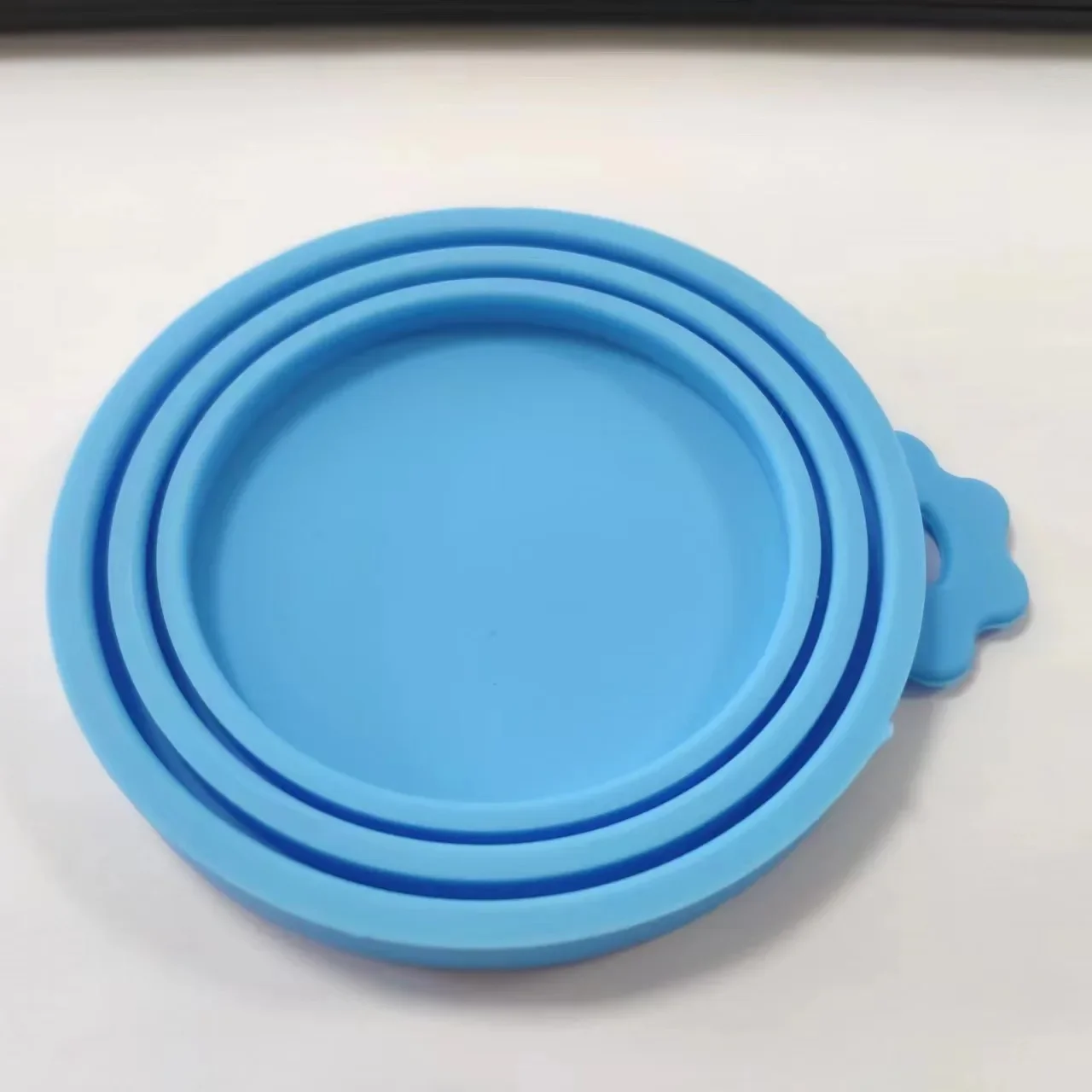 La lata de silicona para mascotas y gatos cubre comida para gatos, cubierta para mantenimiento fresco de alimentos para perros, cubierta de sellado tres en uno para sellar - imagen 4
