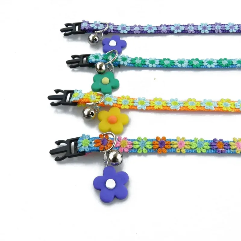 Collar de flores de encaje ajustable para mascotas, colgante de campana y flor para gatos y cachorros, productos para mascotas, 1 unidad, 1,0X20 ~ 30cm - imagen 4