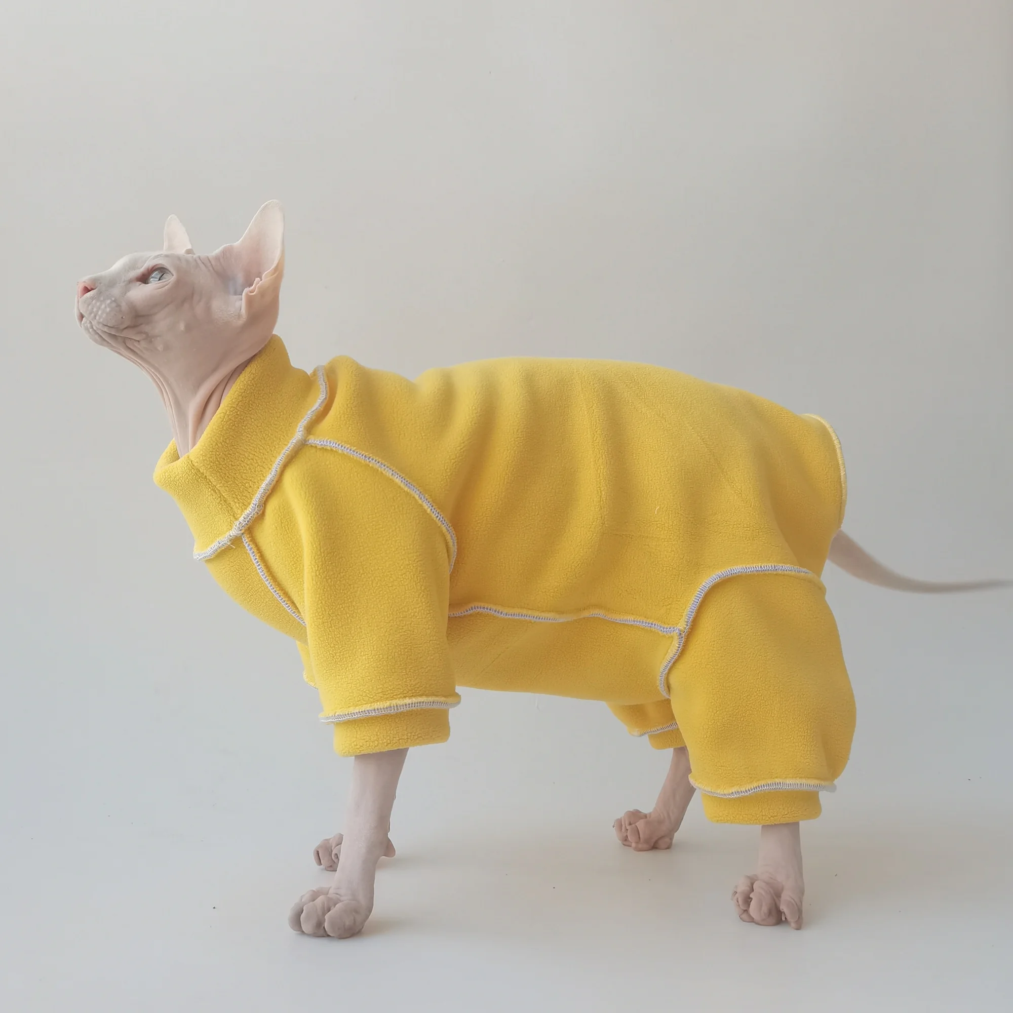 Ropa de invierno para gatos - sudadera suave y abrigo reversible - imagen 4