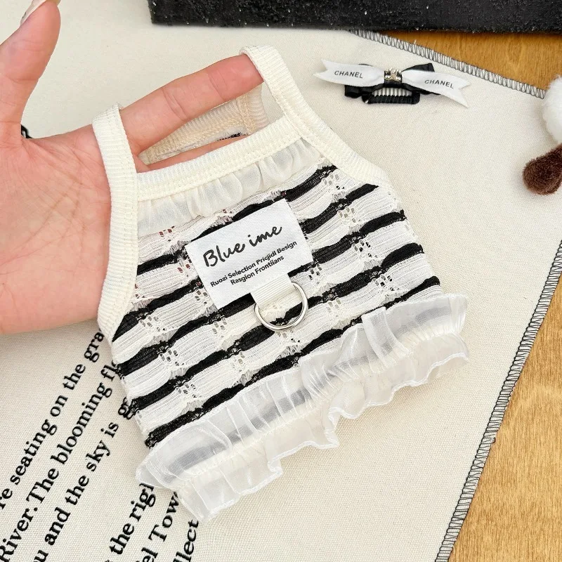 Primavera y verano para perros huecos de encaje blanco y negro tirar hacia atrás corazón perros pequeños gato Teddy ropa para perros chaleco para perros - imagen 5