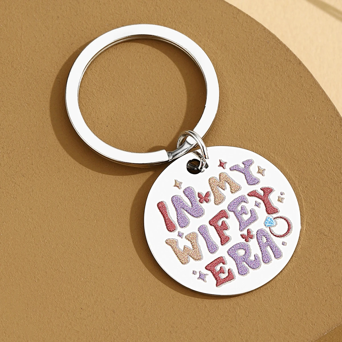 Regalos de despedida de soltera Regalo de despedida de soltera para novia Regalos de compromiso de boda para parejas Regalo de novia en mi esposa Era Llavero - imagen 5