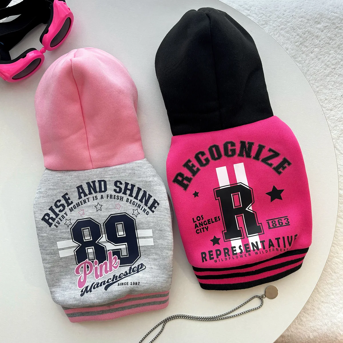 Primavera otoño mascota Color bloqueado sombrero empalme Sudadera con capucha perro grueso cálido mascota remolcable Sudadera con capucha pequeño mediano tamaño perro gato ropa