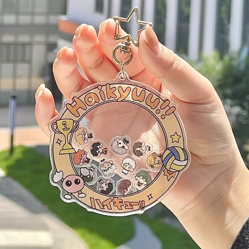 Llavero colgado de mochila