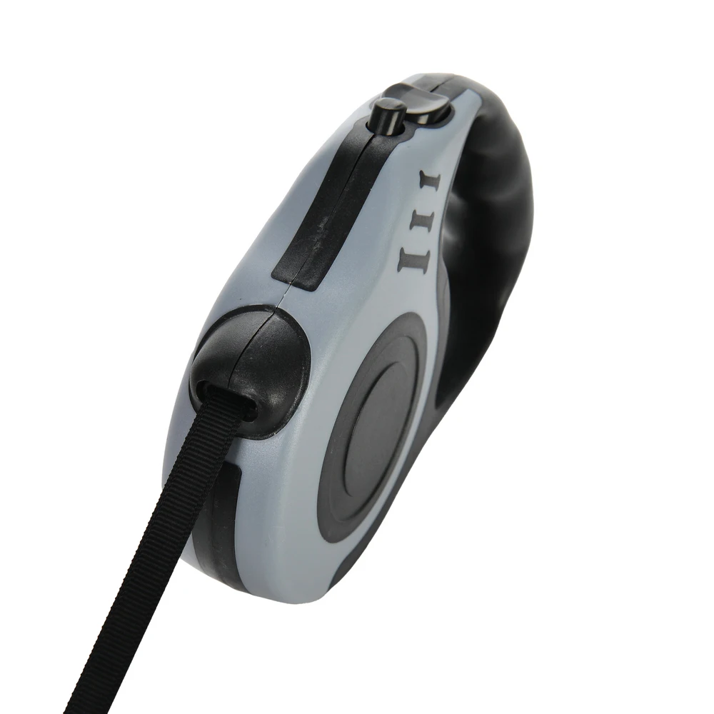 Un fondo blanco con un auricular negro y gris