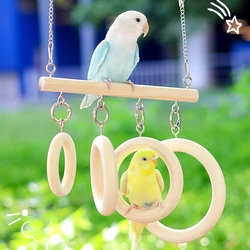 Columpio de madera para pájaros, juguete con anillos colgantes, garra, soporte de molienda de pico, juguetes de poste para mascotas, loros, accesorios para jaulas, 1 ud.
