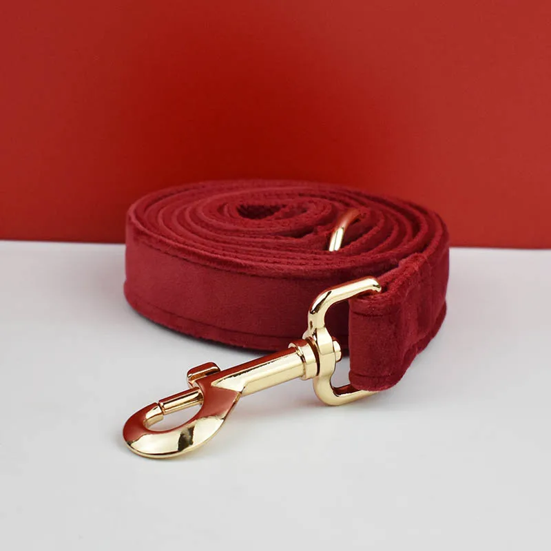 Collar y correa de terciopelo rojo cereza para perros, placa de identificación grabada personalizada, suministros para mascotas, correa para perros, 42 - imagen 5