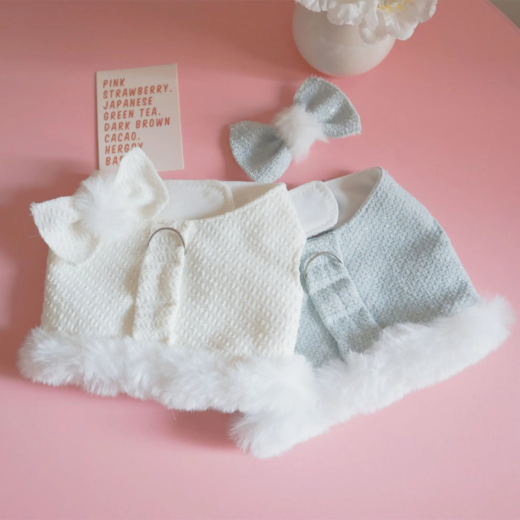 Chaleco de tracción con lazo de felpa para perro, ropa bonita, correa de pecho de lana, correa de borde de piel, Noblewoman blanco, Otoño e Invierno