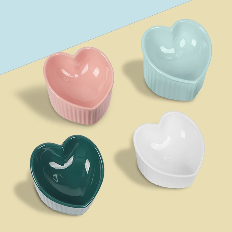 Cuenco elevado inclinado de cerámica para gatos, forma de corazón, antideslizante, lindo, gatito, perros pequeños, ancho funcional, alimentador para mascotas hecho a mano, 14cm - imagen 5