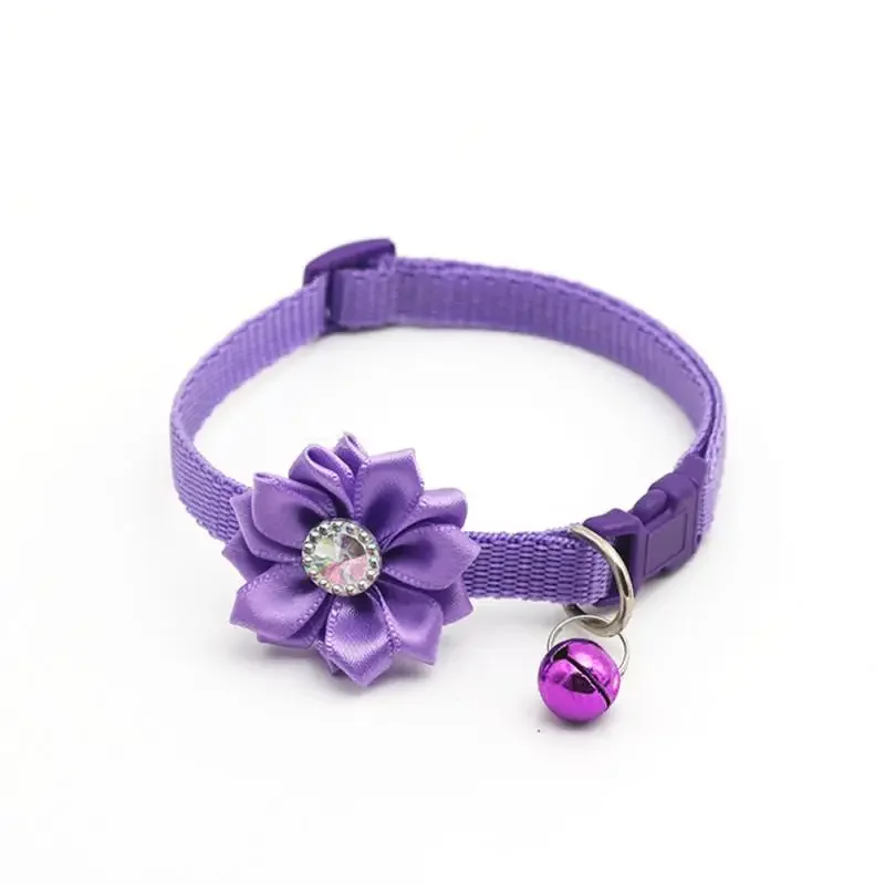 Small Cat Dog Collar Flower Bell Pet Neck Strap Adjustable Easy Wear Buckle Lovely Cat Necklace Cat Accessories Wholesale - imagen 2