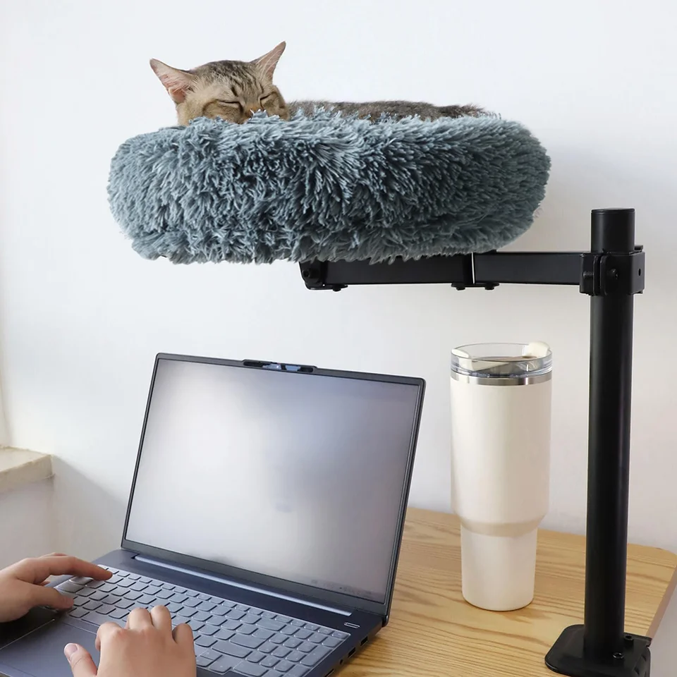 Nido de escritorio para gatos elevado redondo 360 °   Cama de hamaca giratoria para gatitos, muebles para mesas auxiliares, oficina en casa y salas de estudio
